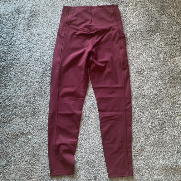 Girlfriend Collective Compressive High Rise Leggings in Mulberry - Size S - Picture 6 of 17
